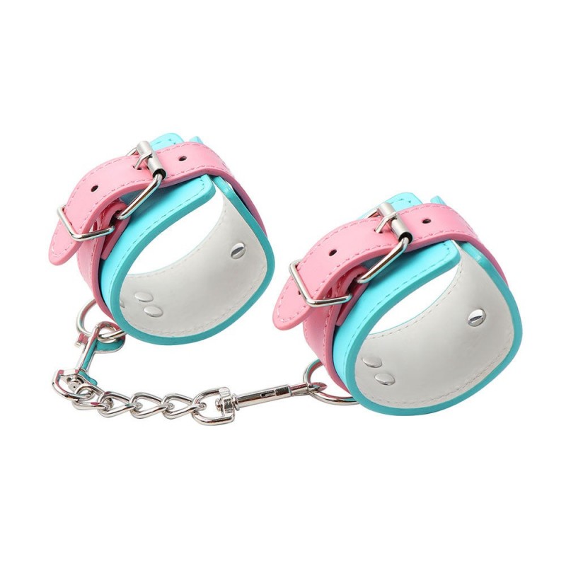 Hot Candy Esposas con Cadena
