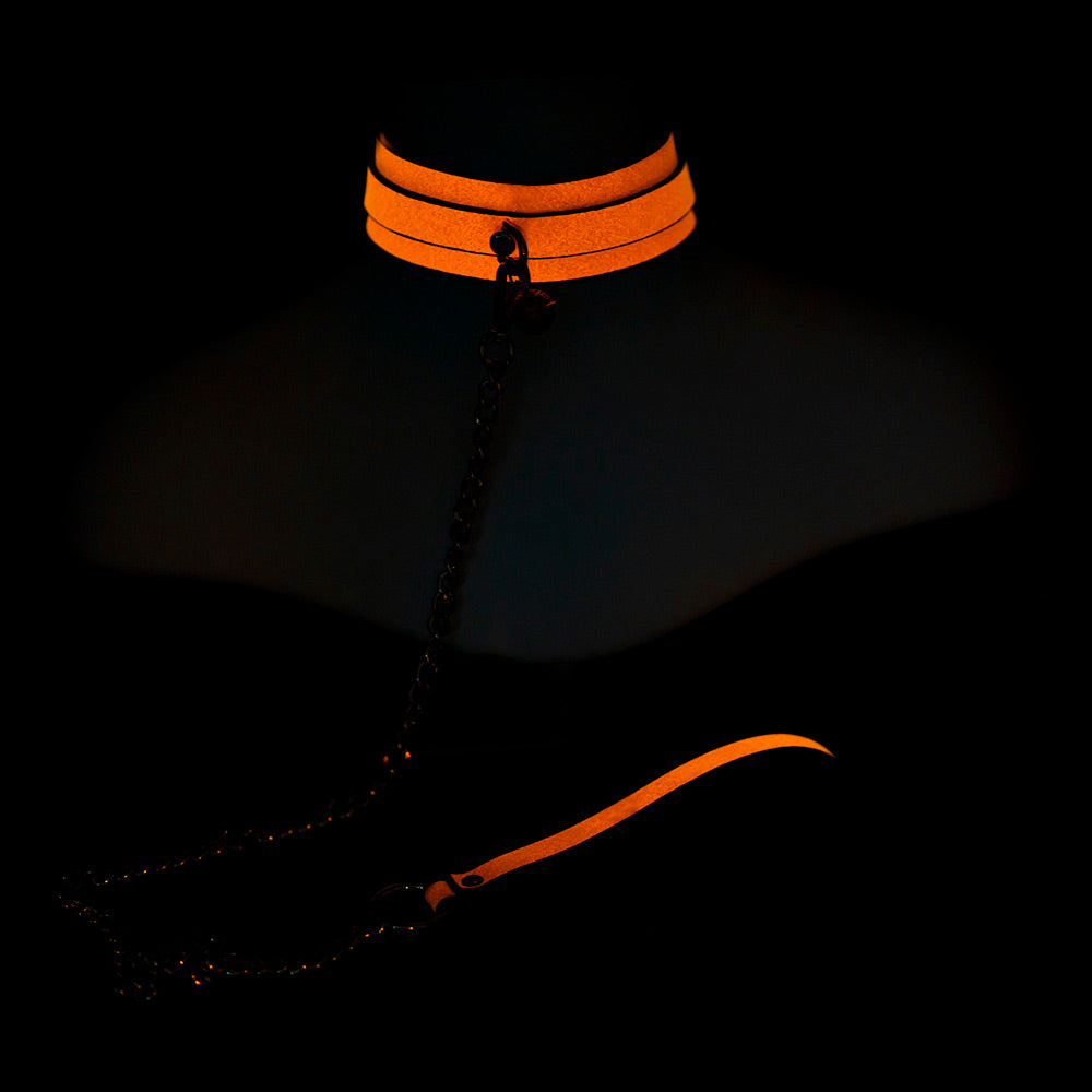 Collar Fluorescente con Cadena SENS Naranja Neón Imagen secundaria del producto